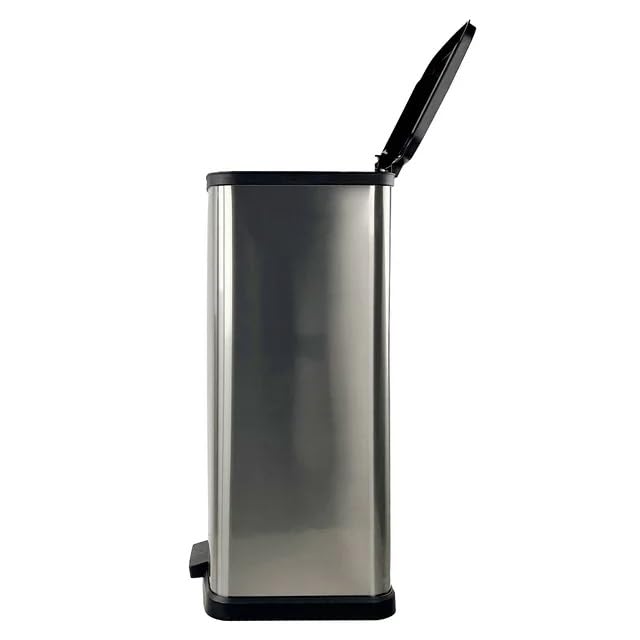 13.2 Gallon Plastic Rectangular Step Trash Can R8700