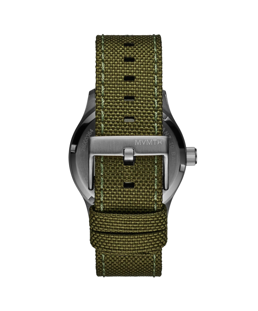 Men's 3 Hand Stainless Steel Nylon Strap Watch 41mm F6118