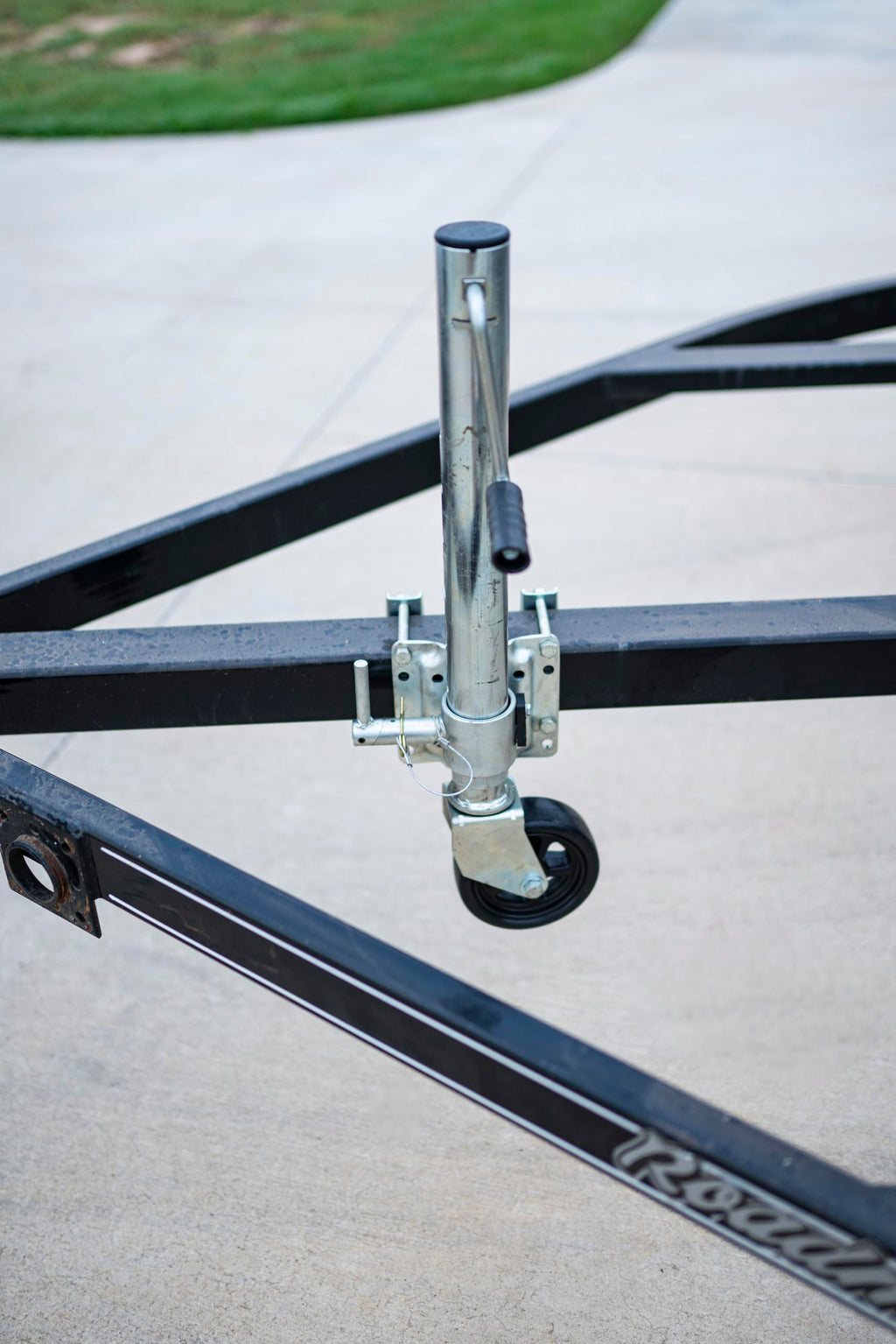 Trailer Jack with Wheel 1,500 lbs N5227