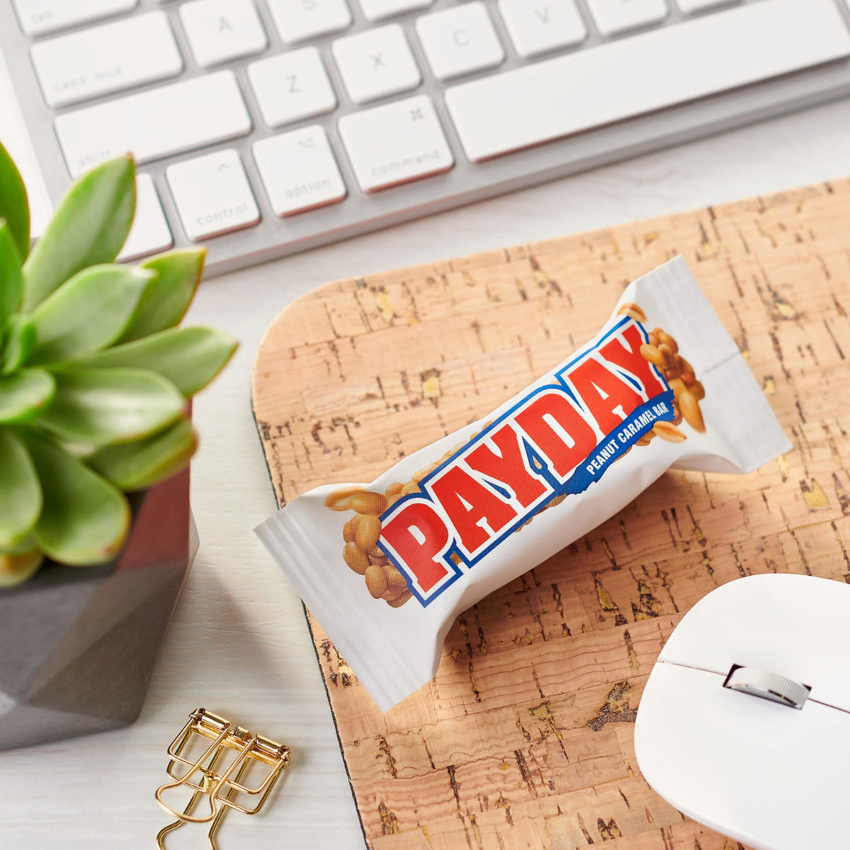 Peanut Caramel Snack Size Candy 30.1 oz Q256