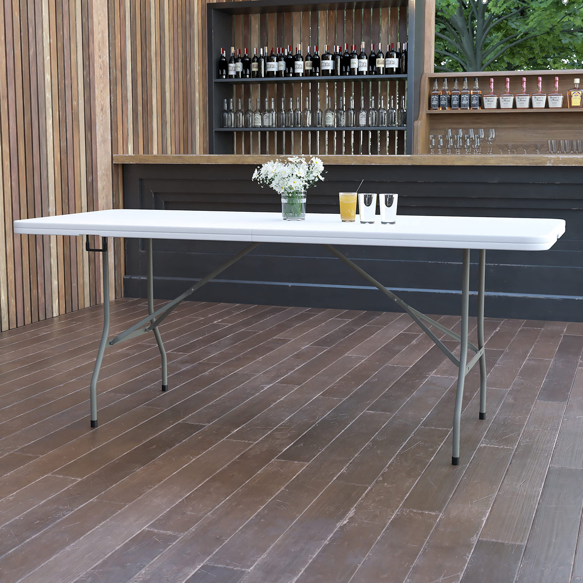 White 6-Foot Bi-Fold Plastic Folding Table Q995